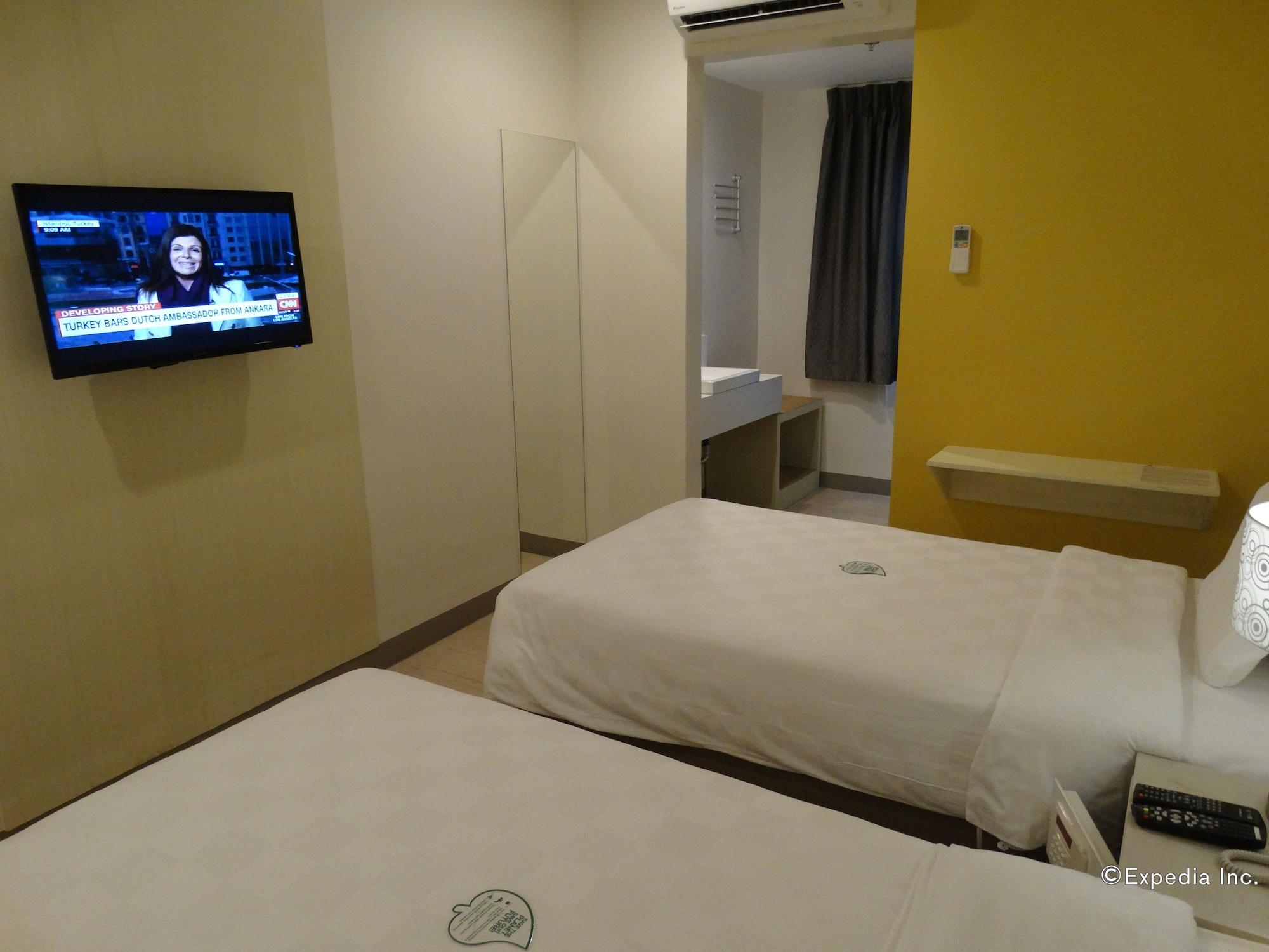 Go Hotels Lanang - Davao Екстер'єр фото