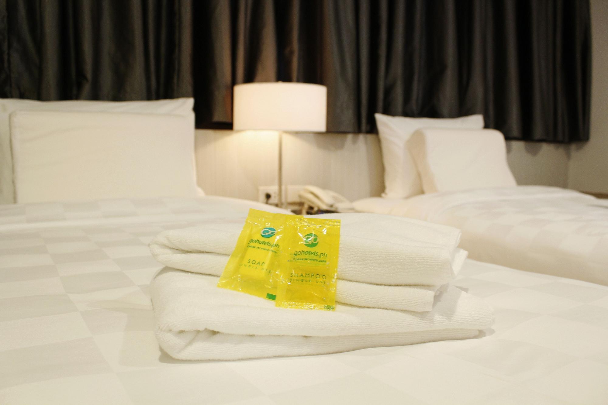Go Hotels Lanang - Davao Екстер'єр фото