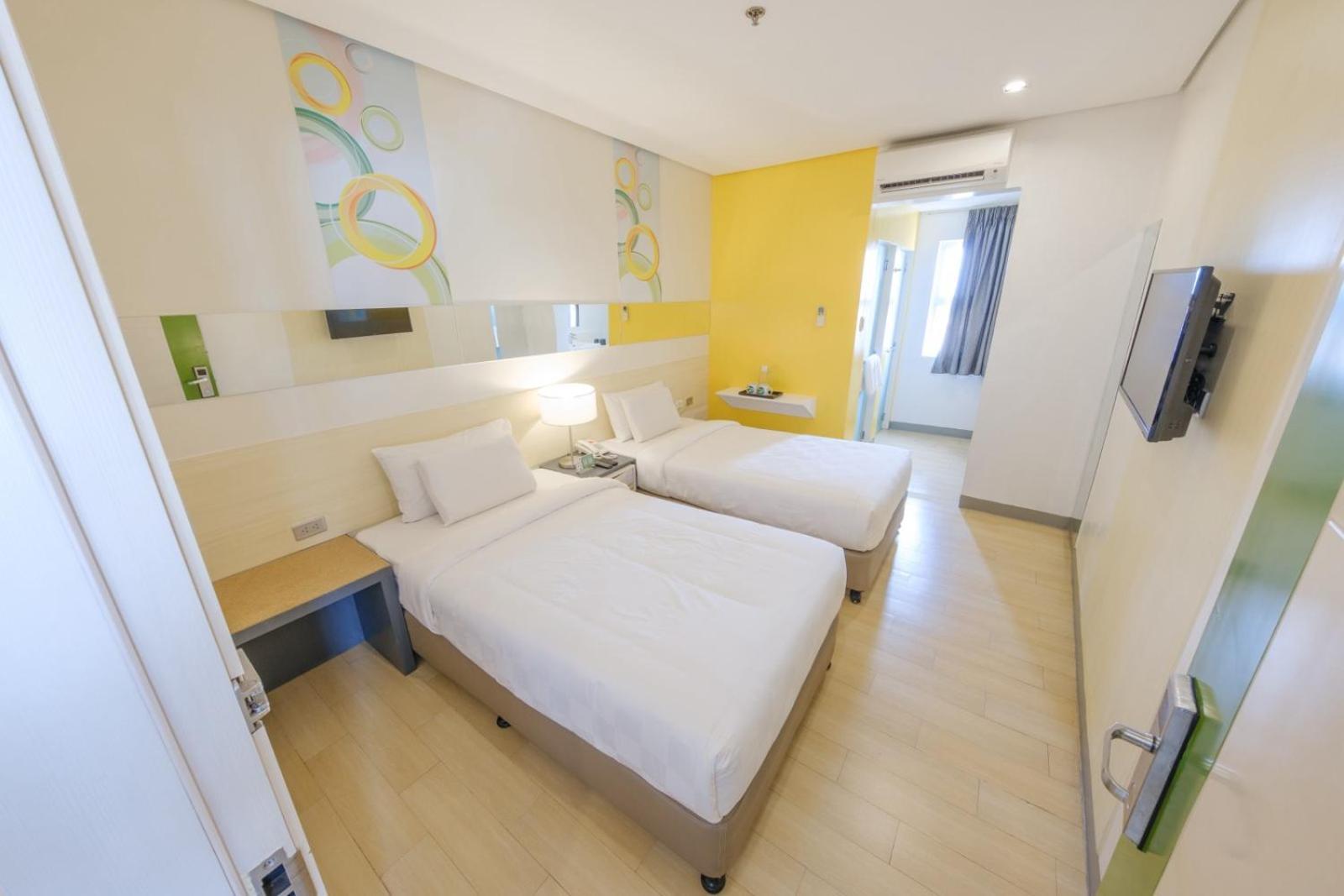 Go Hotels Lanang - Davao Екстер'єр фото