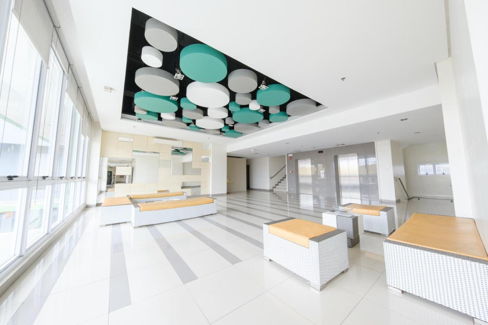 Go Hotels Lanang - Davao Екстер'єр фото