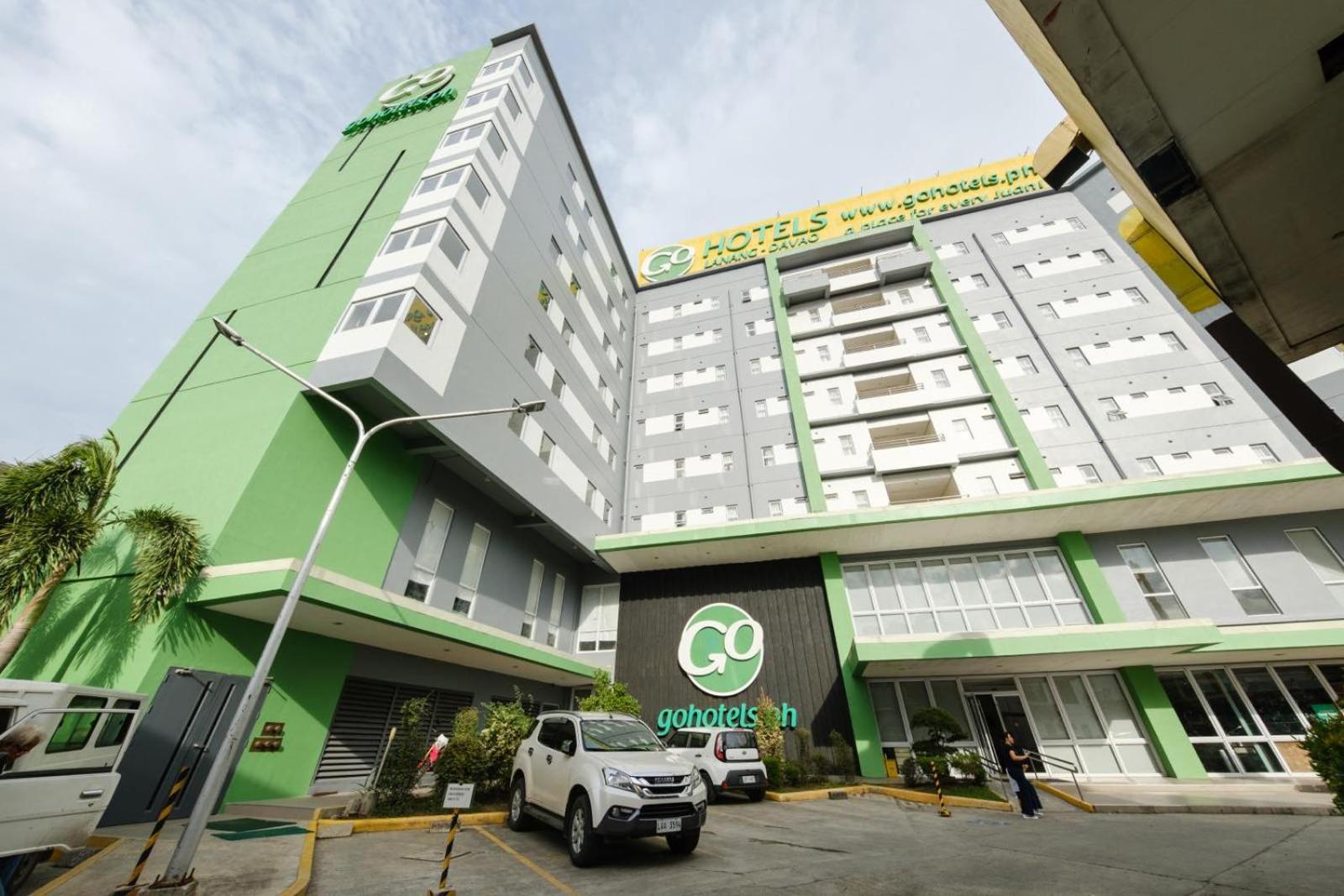 Go Hotels Lanang - Davao Екстер'єр фото