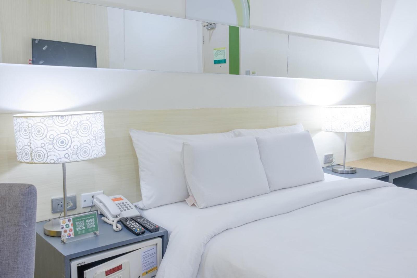 Go Hotels Lanang - Davao Екстер'єр фото