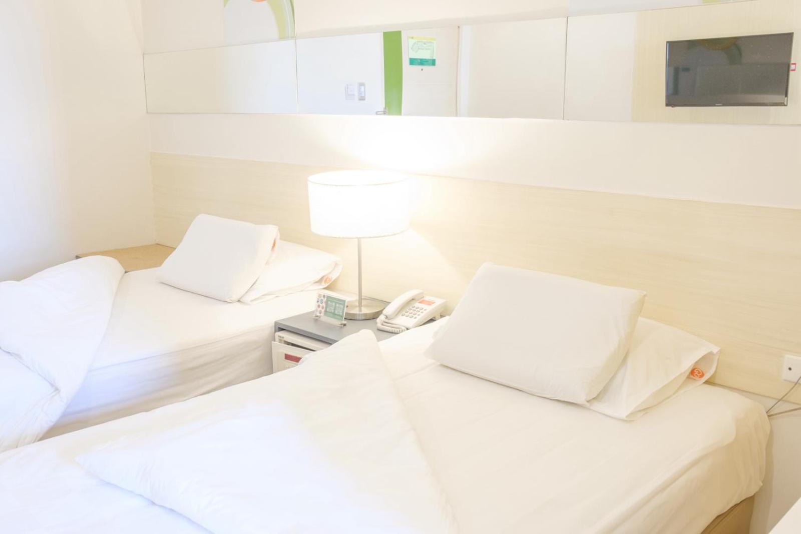 Go Hotels Lanang - Davao Екстер'єр фото